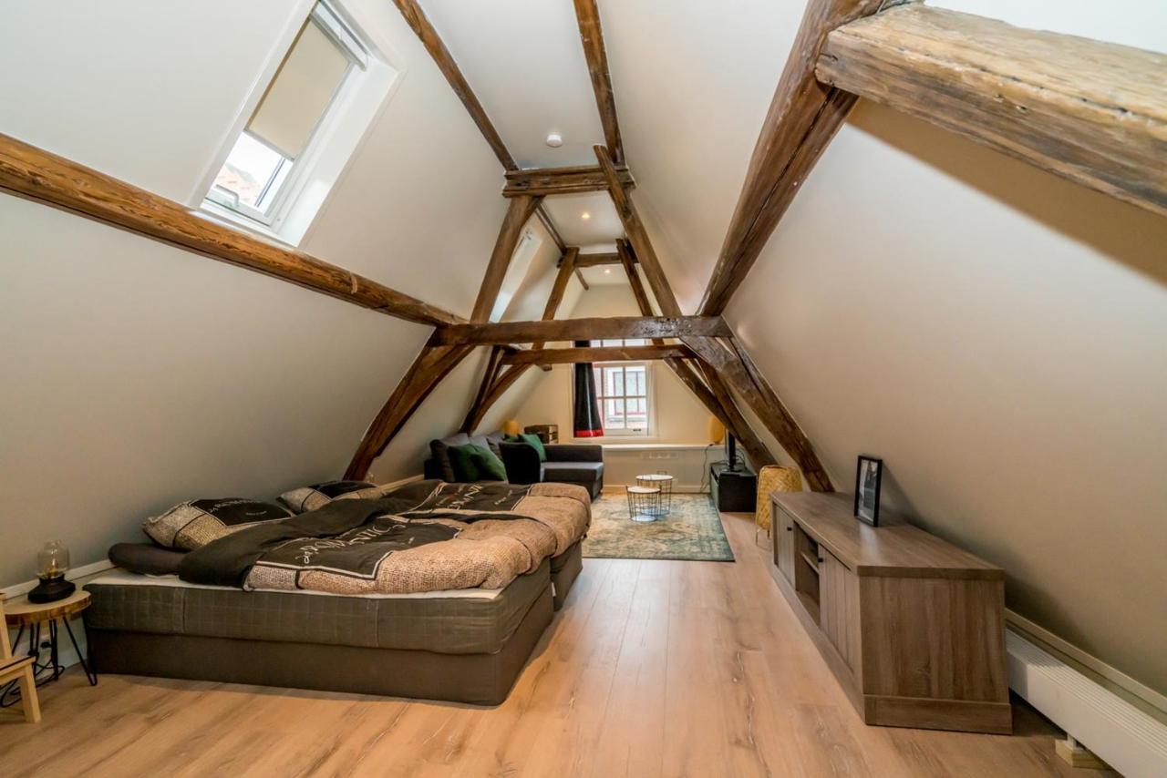 Pakhuis De Venkel - Zolder Studio Apartment Zierikzee Bagian luar foto