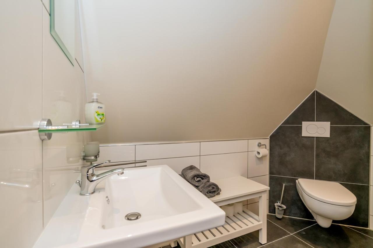 Pakhuis De Venkel - Zolder Studio Apartment Zierikzee Bagian luar foto