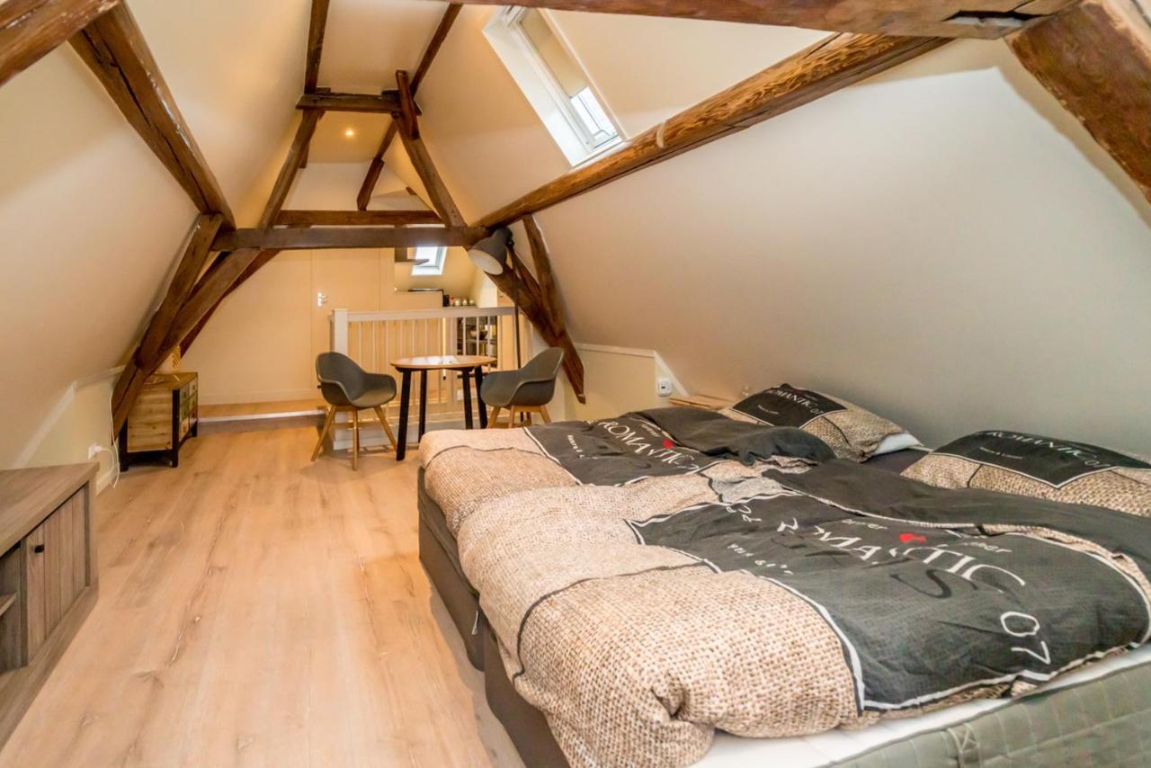 Pakhuis De Venkel - Zolder Studio Apartment Zierikzee Bagian luar foto