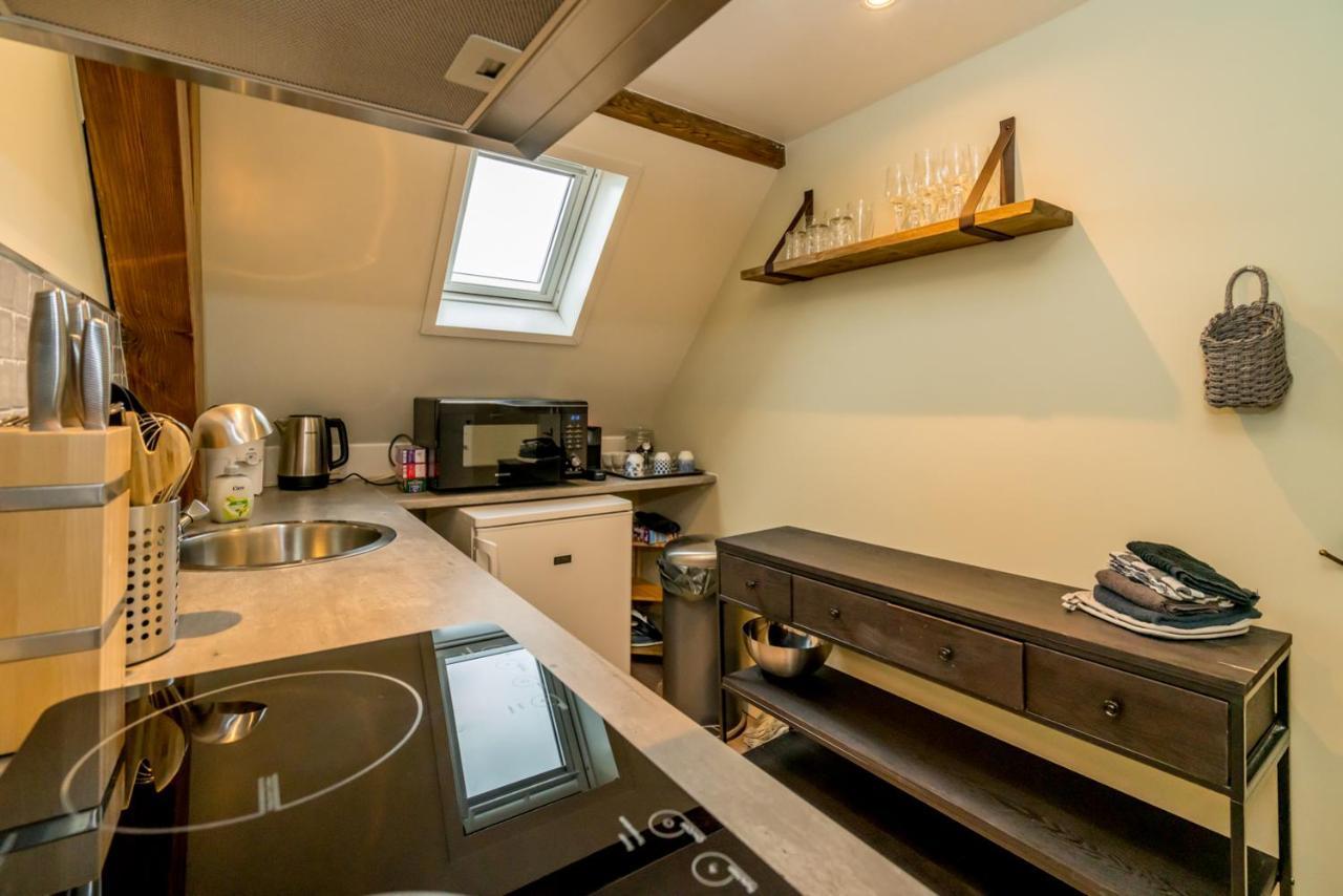 Pakhuis De Venkel - Zolder Studio Apartment Zierikzee Bagian luar foto